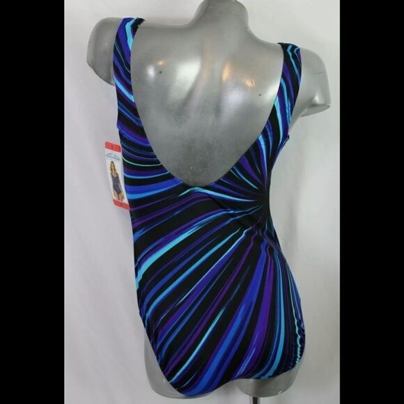 LengthWaves by Longevity Brands Women's One-Piece Swimsuit (Purple, 8) NWt - Picture 4 of 5